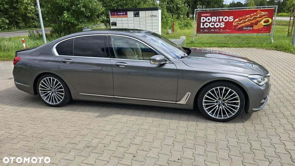 BMW Seria 7 - 11