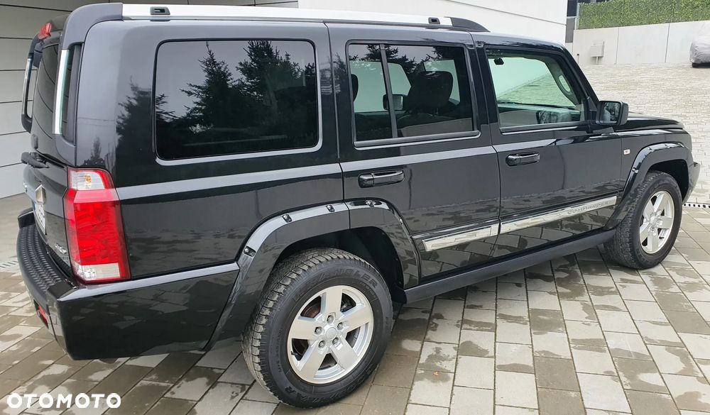 Jeep Commander - 3