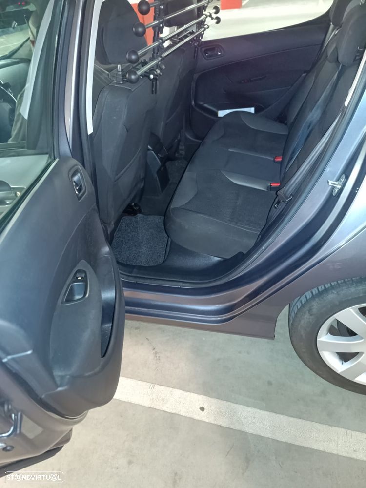 Peugeot 308 1.6 HDi Executive - 7