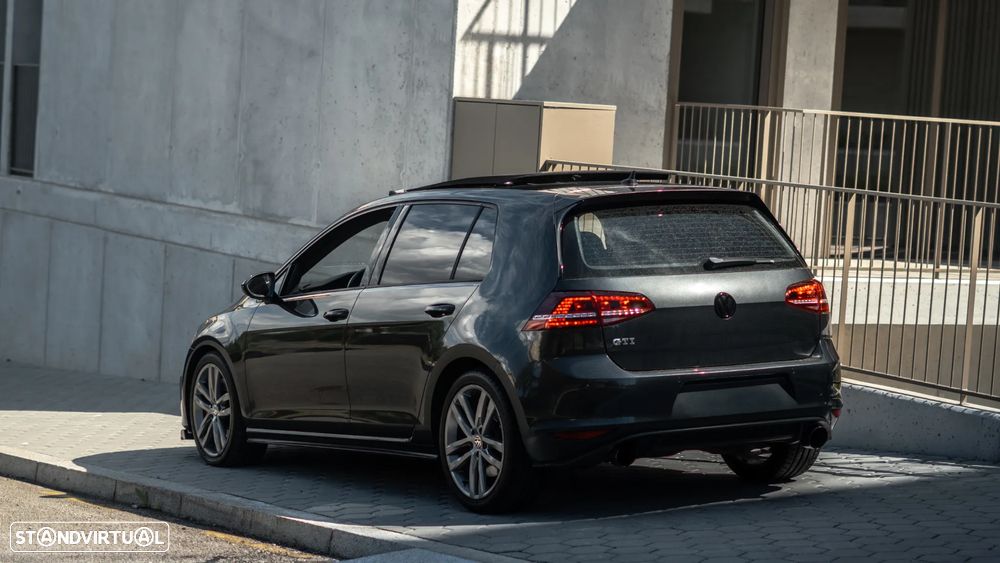 VW Golf 2.0 TSi GTi DSG Performance - 4