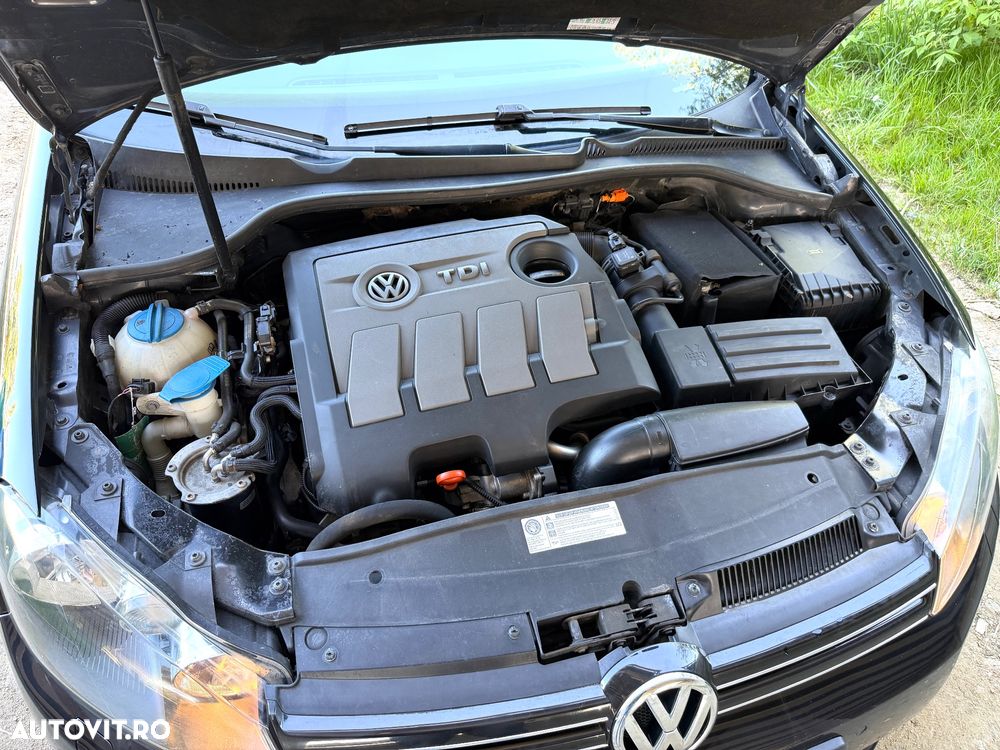 Volkswagen Golf 1.6 TDI DPF BlueMotion Technology MATCH - 13