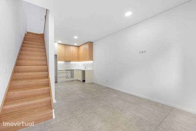 Moradia T2+1 totalmente reabilitada em Guimarães - Grande imagem: 4/12