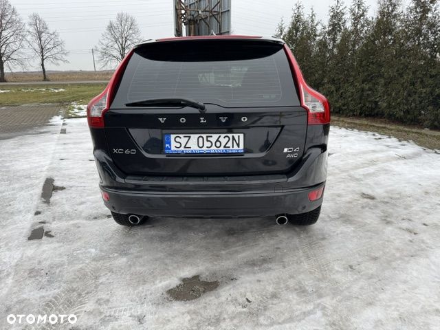 Volvo XC 60 - 4