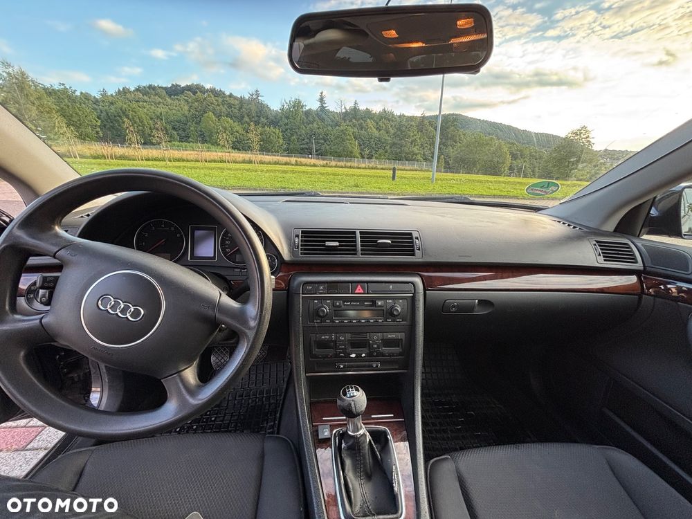 Audi A4 Limousine - 20