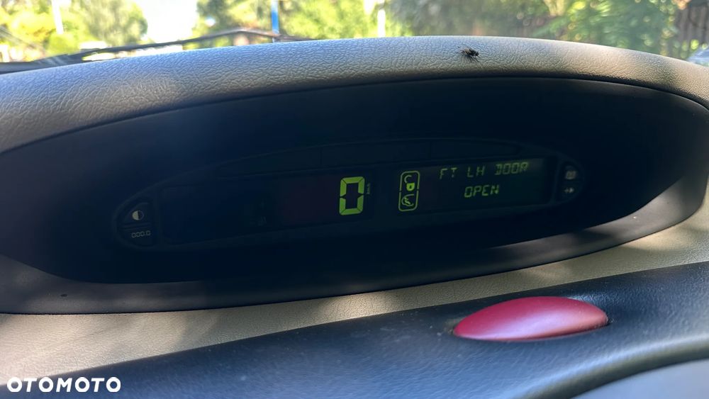 Citroën Xsara Picasso - 11