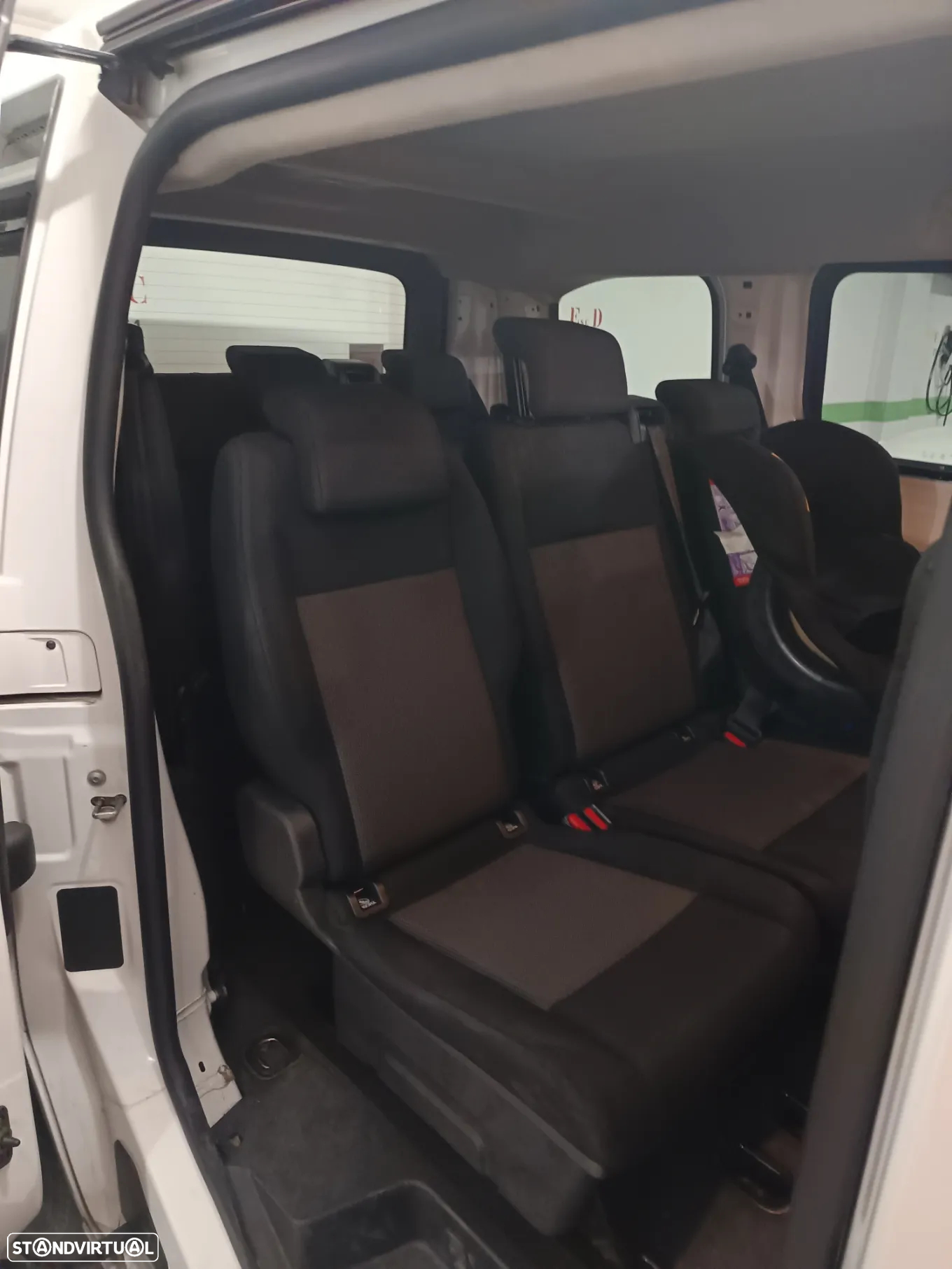 Peugeot Expert 1.5 BlueHDi L2H1 Semi-Vidrado - 11