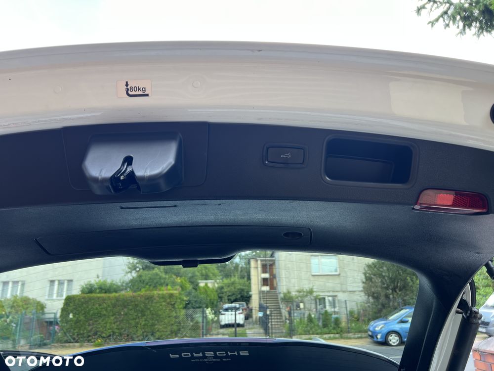 Porsche Macan Standard - 16