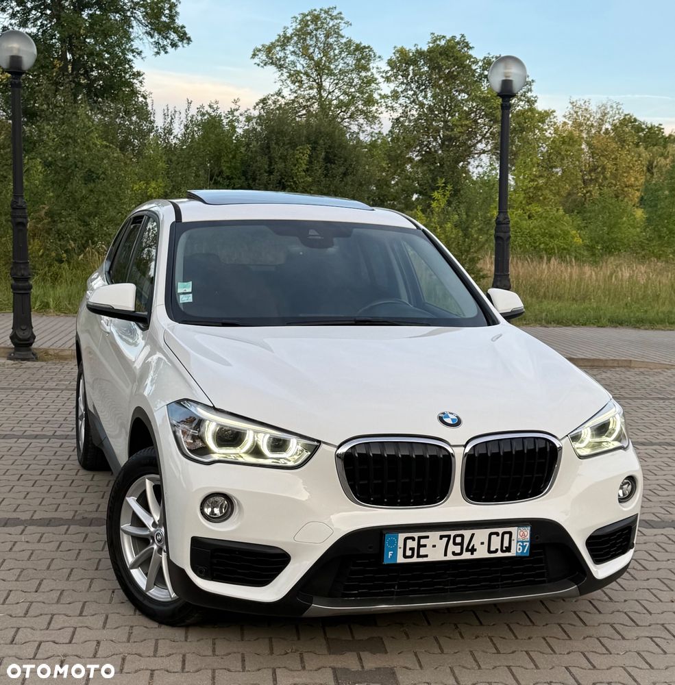 BMW X1 sDrive18i Sport Line - 4