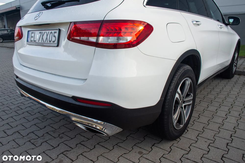 Mercedes-Benz GLC - 40