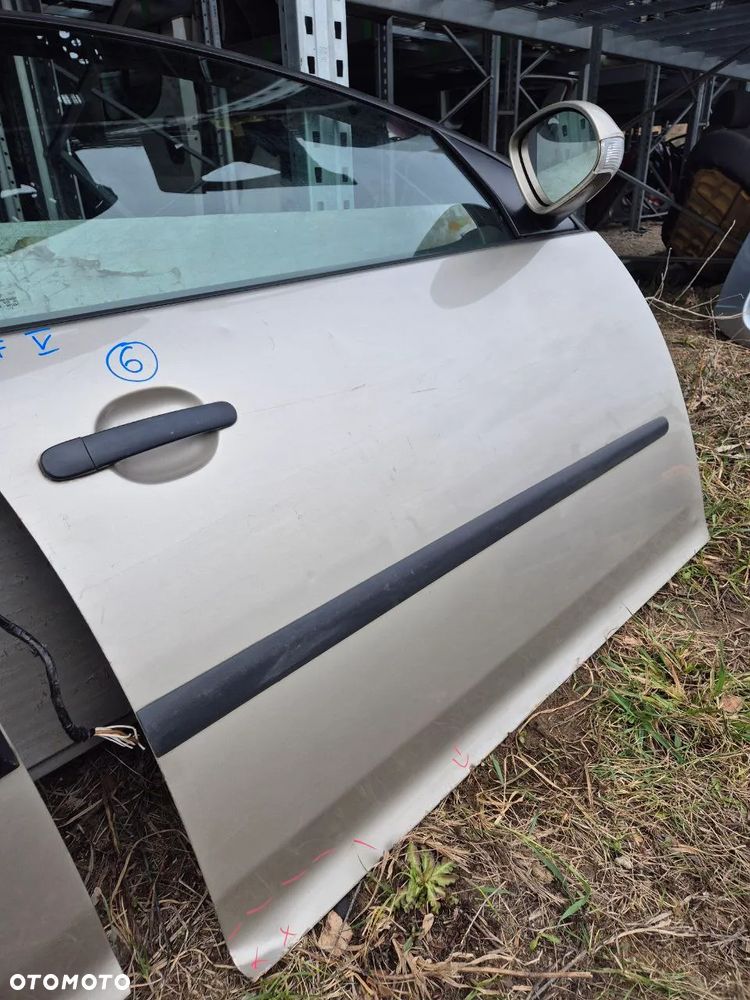 DRZWI VOLKSWAGEN GOLF V - 11