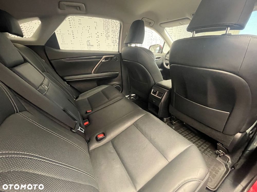 Lexus RX - 10