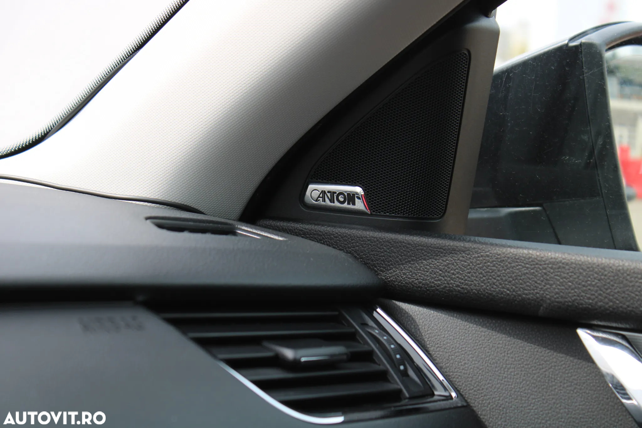 Skoda Octavia 1.4 TSI ELEGANCE DSG - 30