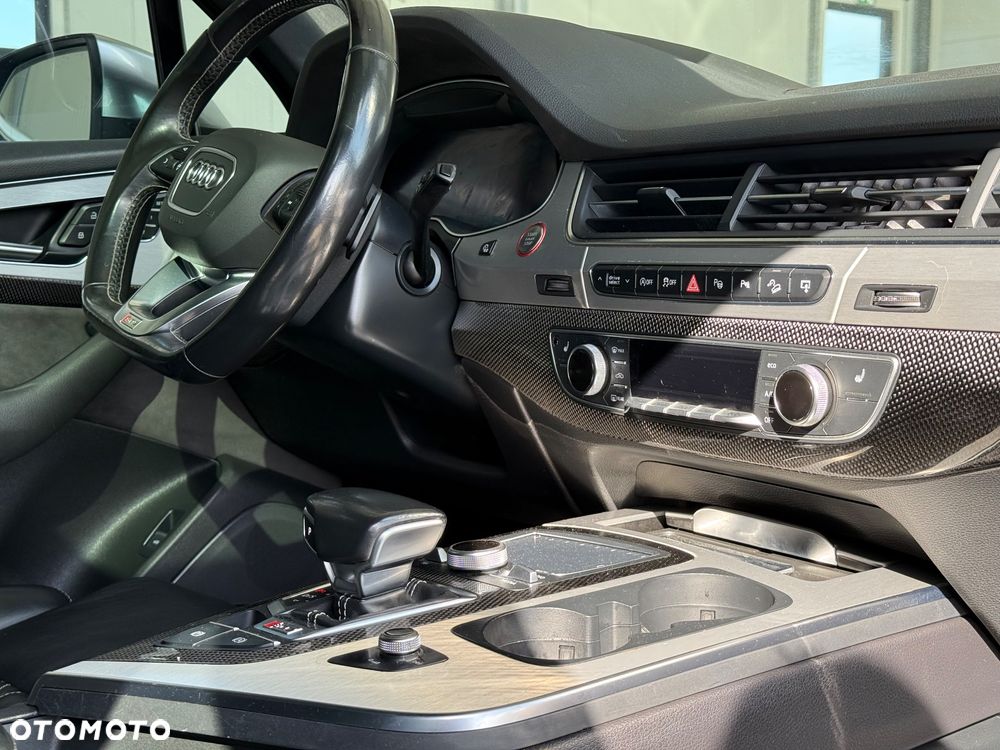 Audi SQ7 - 13