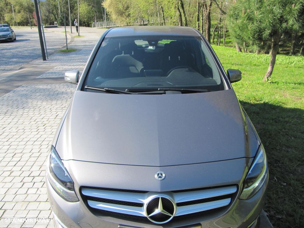 Mercedes-Benz B 180 d Urban - 9
