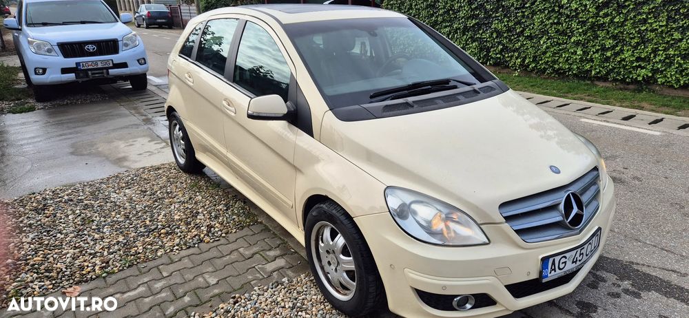 Mercedes-Benz B 180 - 2