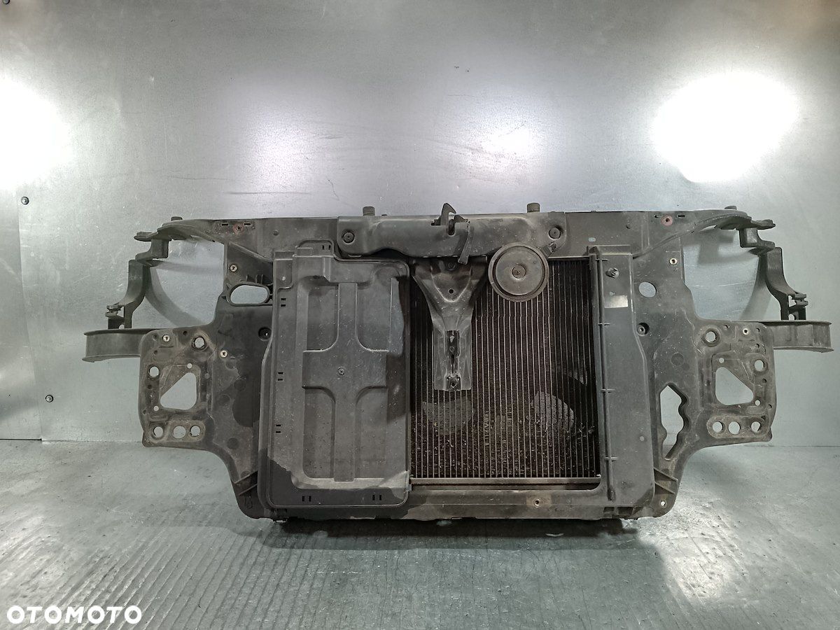 PAS PRZÓD, CHŁODNICA WODY, WENTYLATOR HYUNDAI GETZ 1.1 - 1