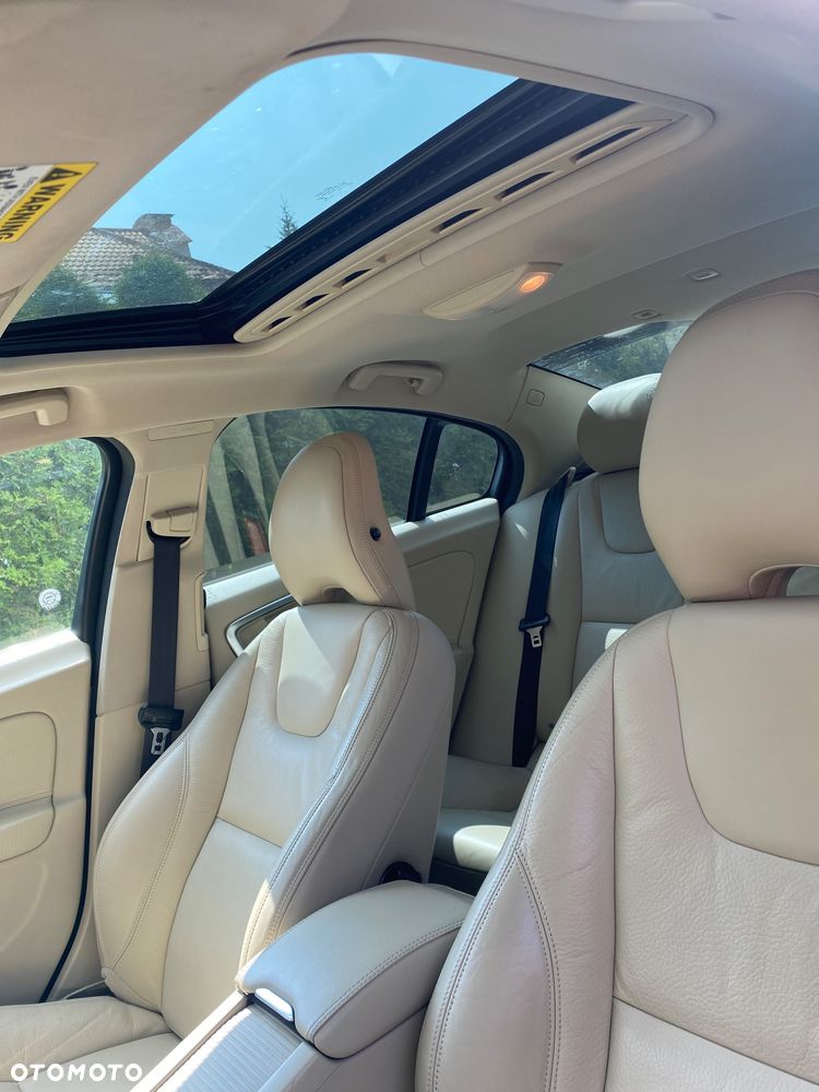 Volvo S60 2.5 T5 - 5