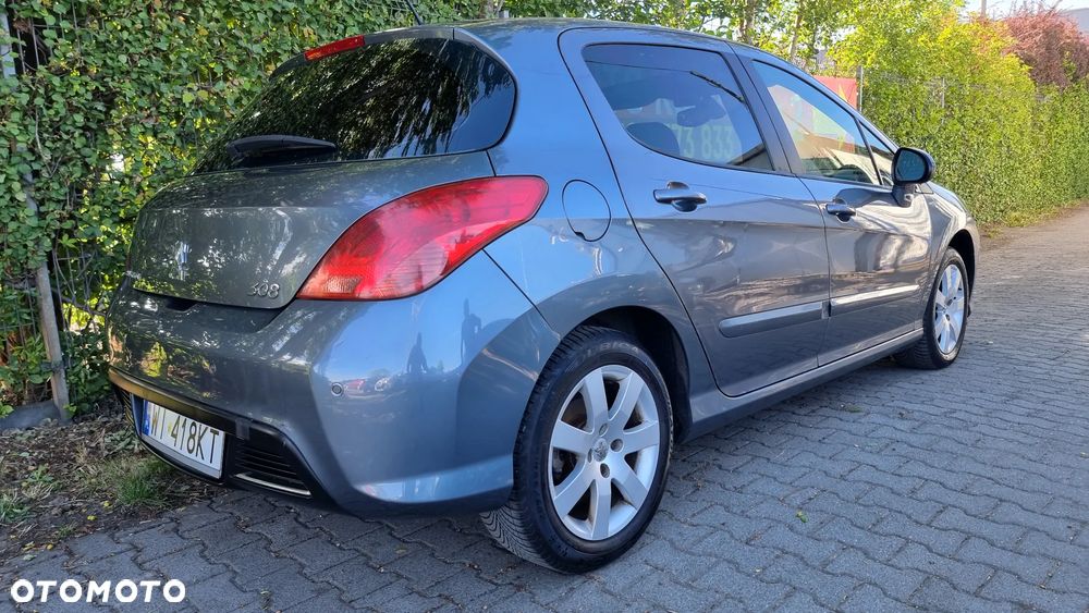 Peugeot 308 1.6 Premium Plus - 25