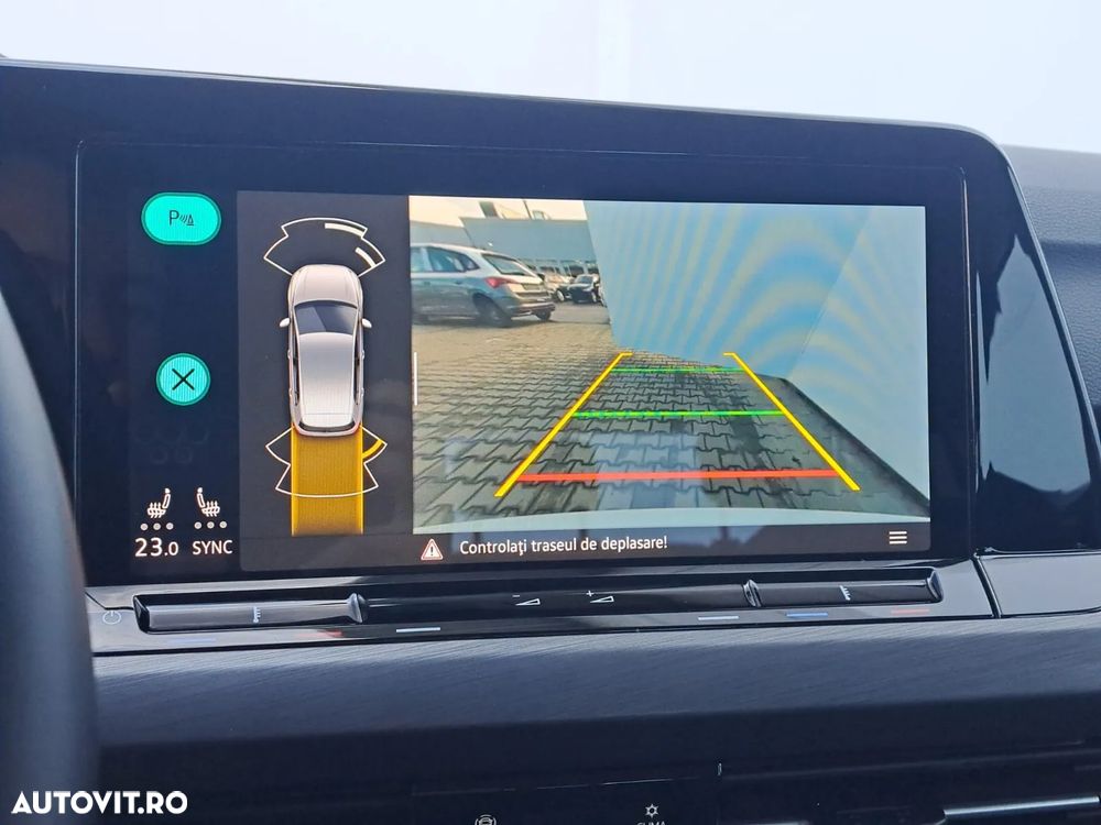 Volkswagen Golf 1.5 eTSI ACT DSG MHEV Style - 17