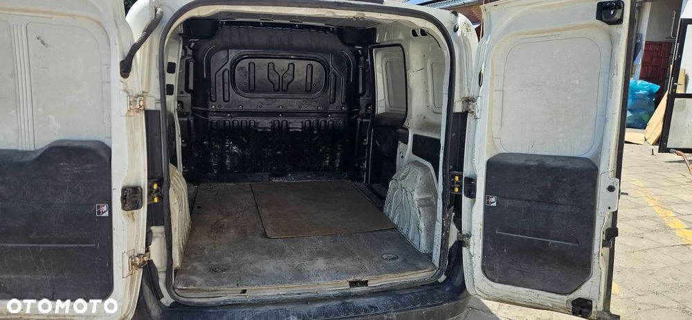 Opel Combo 1.6 CDTI Cosmo - 7