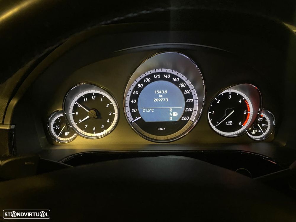 Mercedes-Benz E 250 CDi Avantgarde BlueEfficiency Auto. - 10