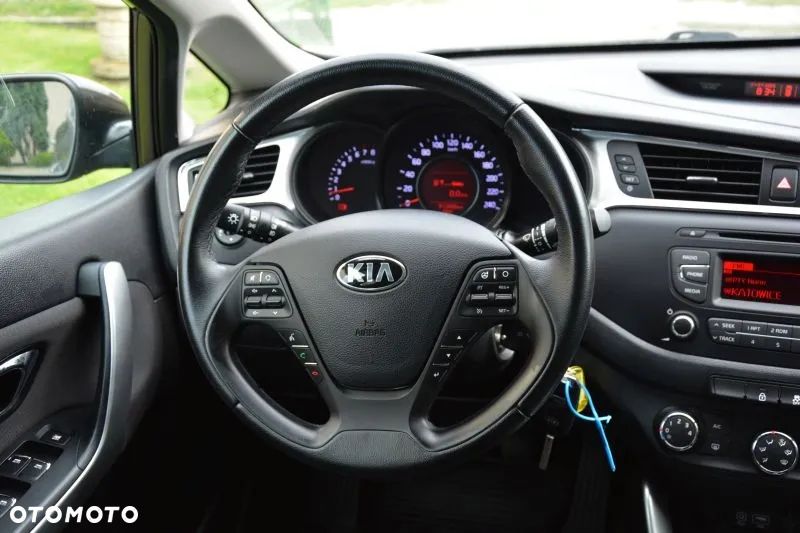 Kia Ceed Cee'd 1.4 L - 26