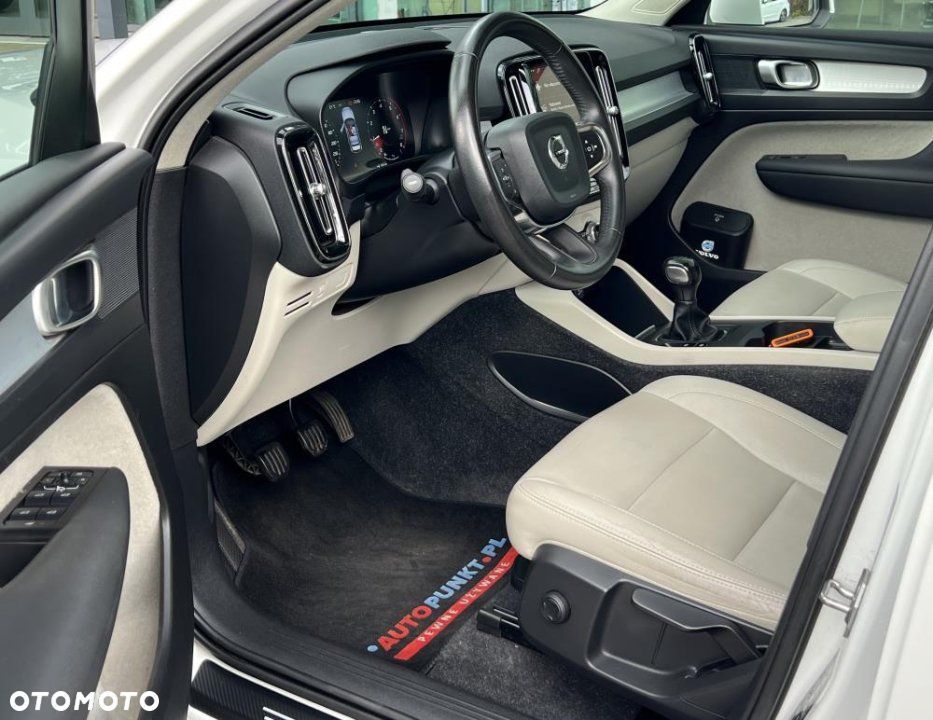 Volvo XC 40 - 9