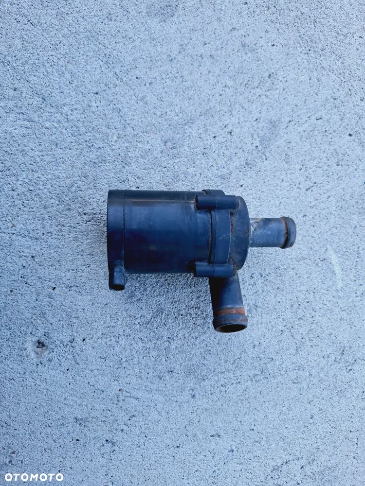 Dodatkowa Pompa Pompka Wody 9021337A Webasto - 1