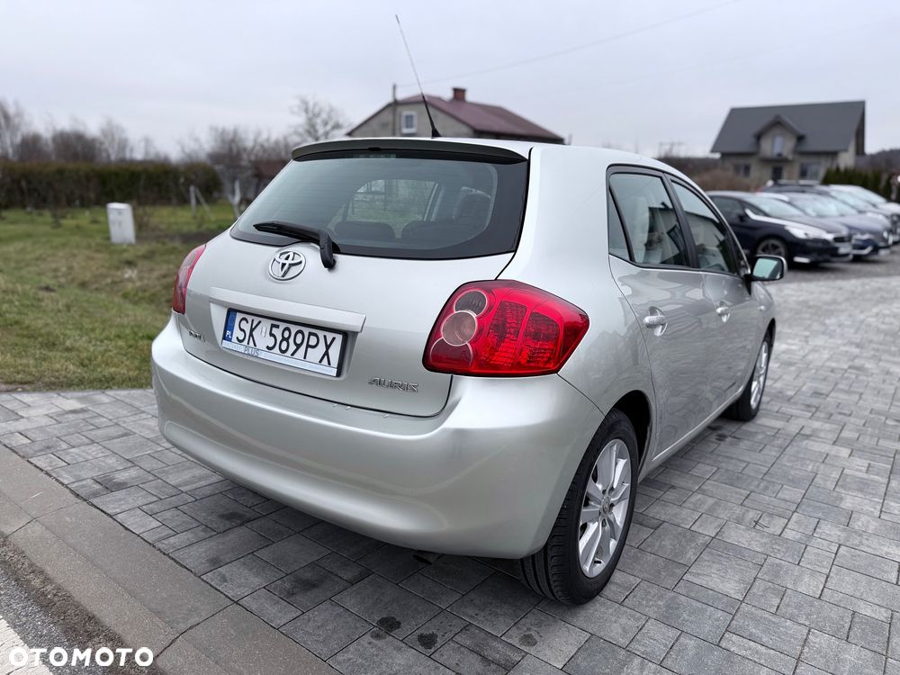 Toyota Auris 1.6 VVT-i Multimode Executive - 30