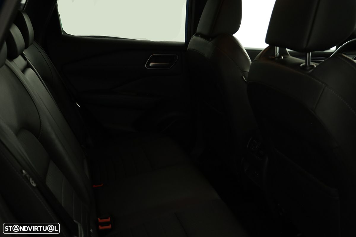 Nissan Qashqai 1.3 DIG-T Tekna Xtronic - 23