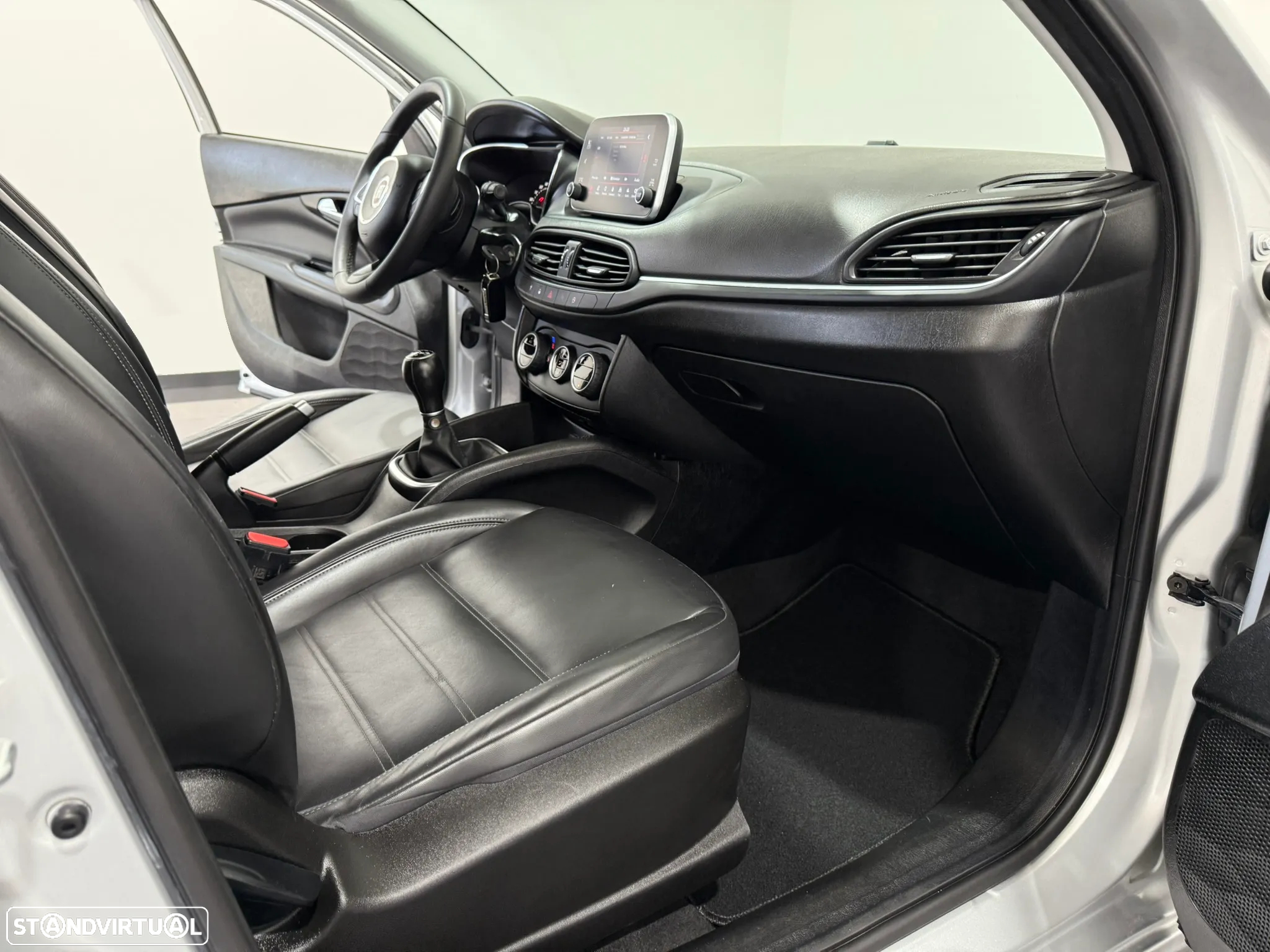 Fiat Tipo Station Wagon 1.3 M-Jet Lounge J17 - 37