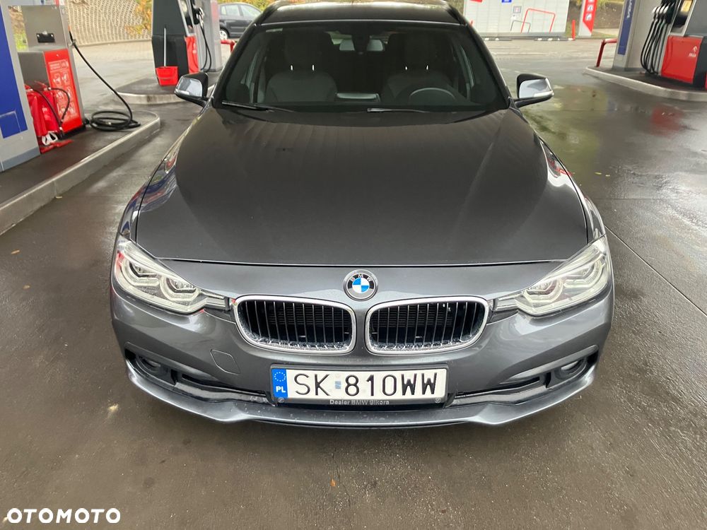 BMW Seria 3 316d Touring - 23