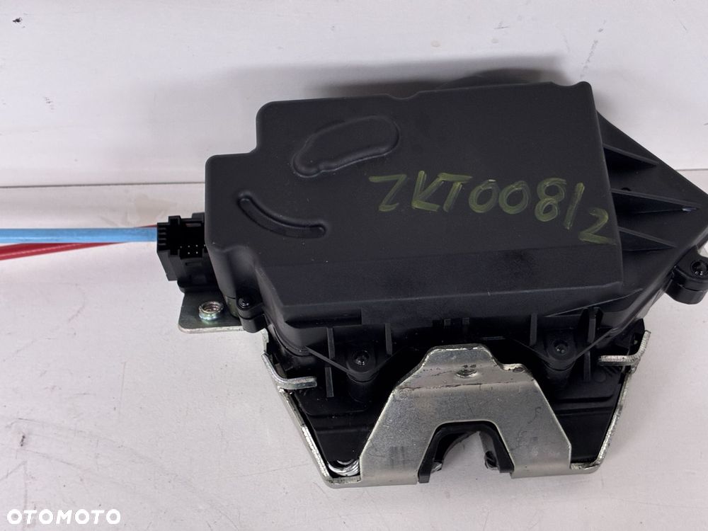 Mercedes W211 PIN 10 ZAMEK KLAPY  KLAPA BAGAŻNIKA TYŁ  Klamka Komplet - 3