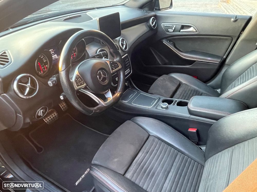 Mercedes-Benz CLA 220 d 7G-DCT AMG Line - 7
