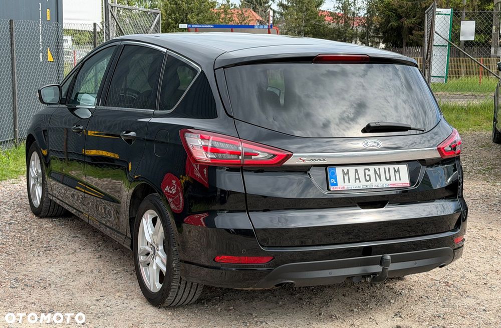 Ford S-Max - 33