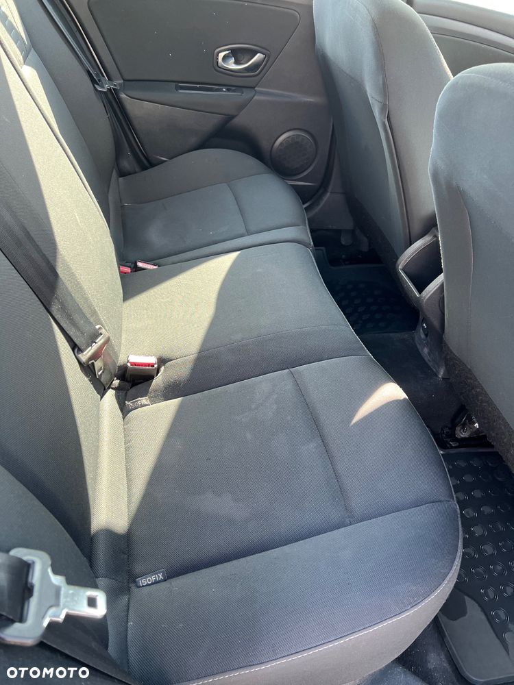 Renault Megane 1.5 dCi Authentique - 15