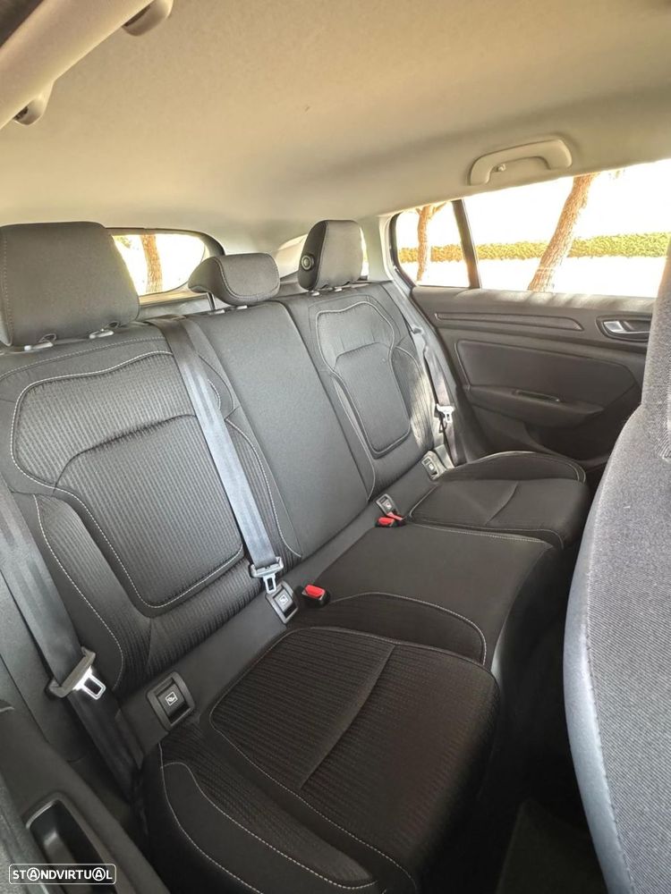 Renault Mégane 1.5 Blue dCi Bose Edition - 27