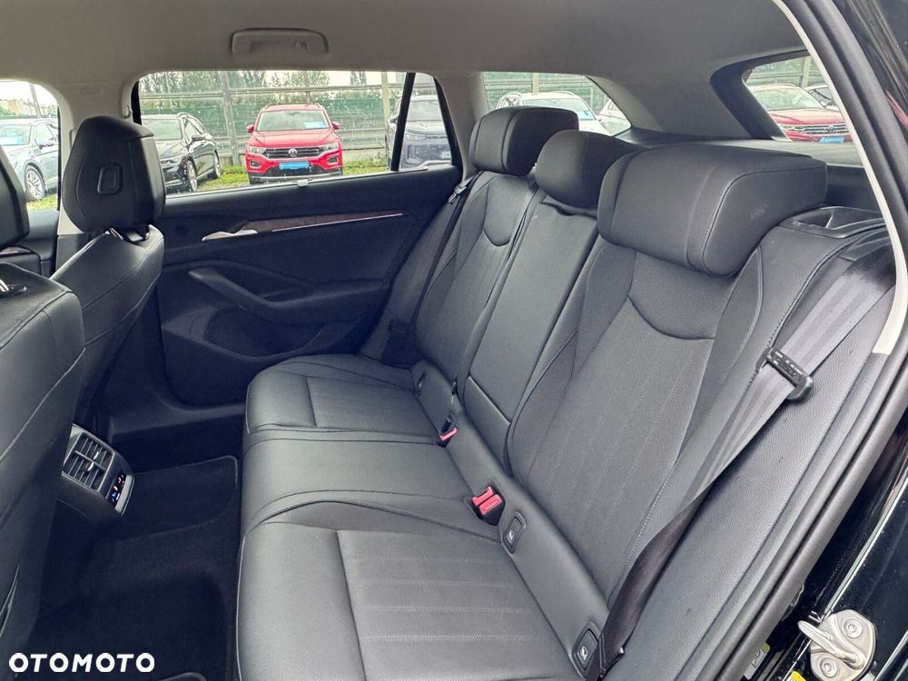 Skoda Superb 2.0 TSI L&K DSG - 24