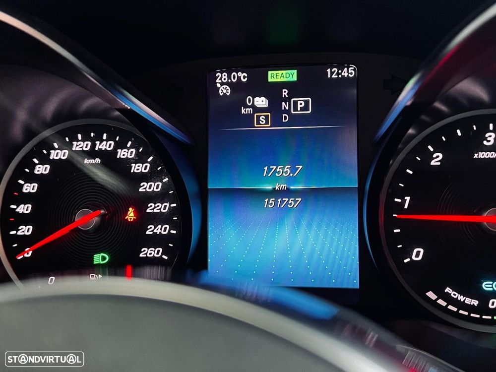 Mercedes-Benz GLC 300 - 25
