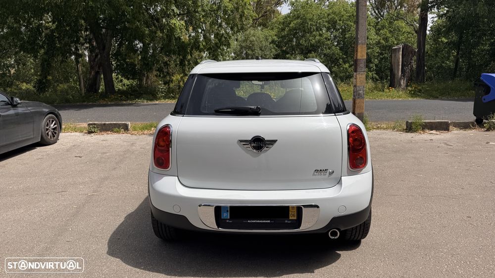 MINI Countryman One D - 4