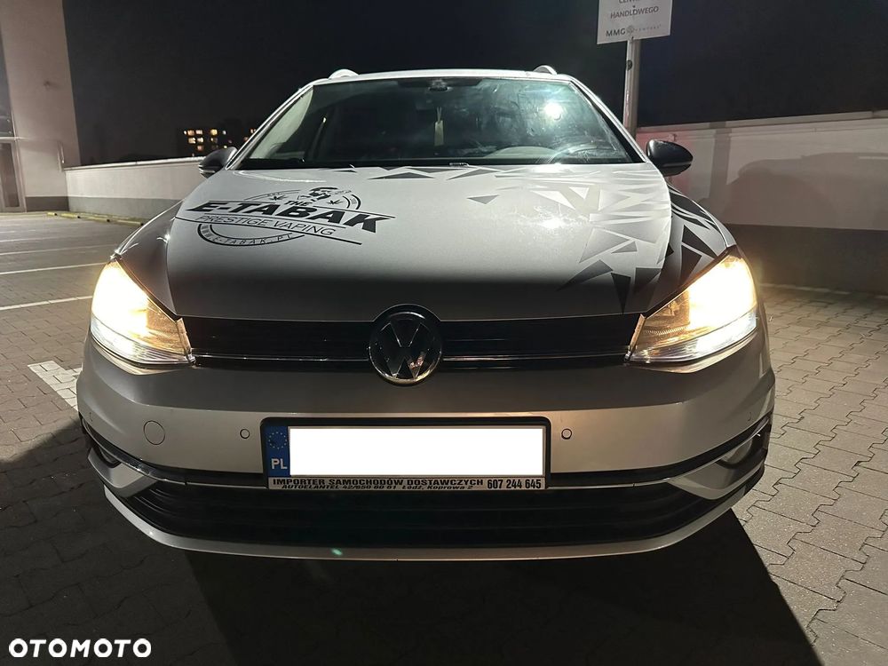 Volkswagen Golf - 2