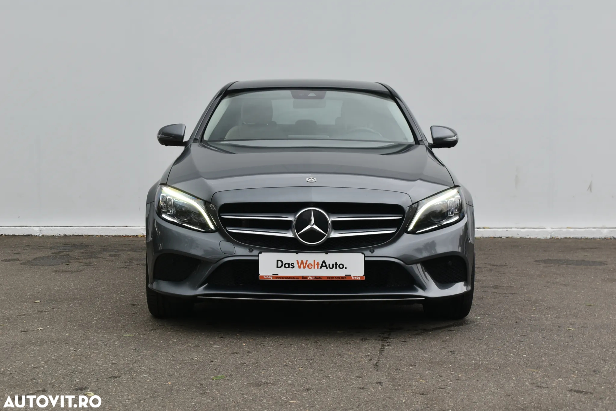 Mercedes-Benz C - 9
