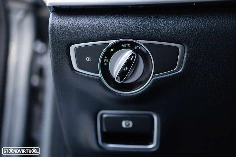 Mercedes-Benz S 300 h - 13