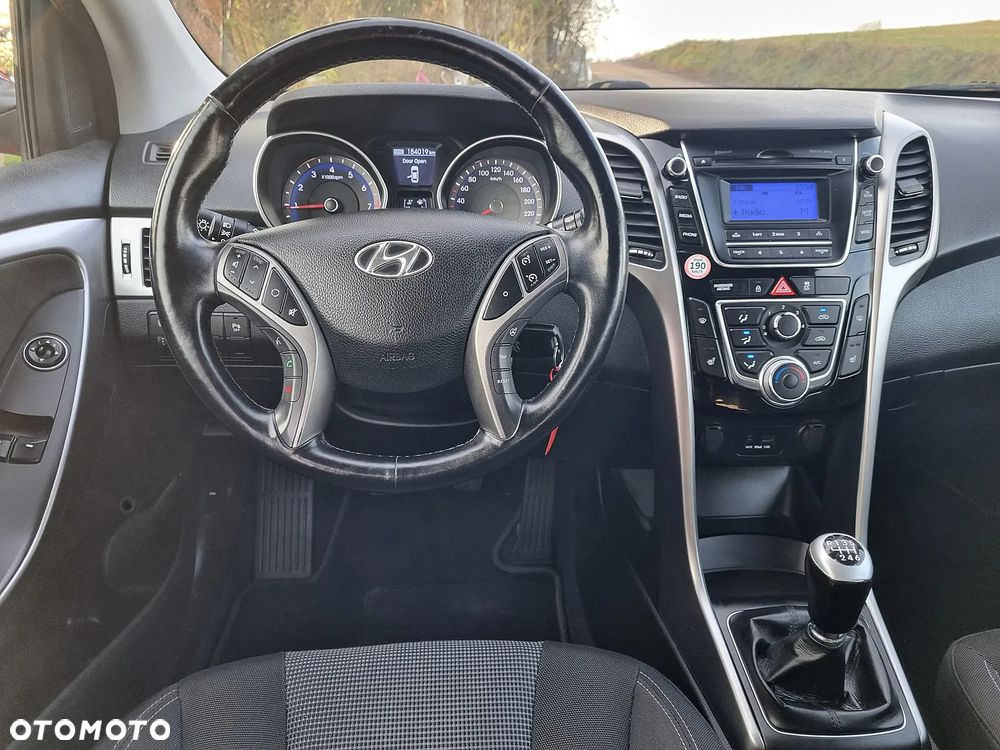 Hyundai i30 1.4 Classic - 10
