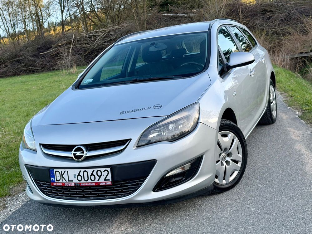 Opel Astra 1.9 CDTI Essentia - 4
