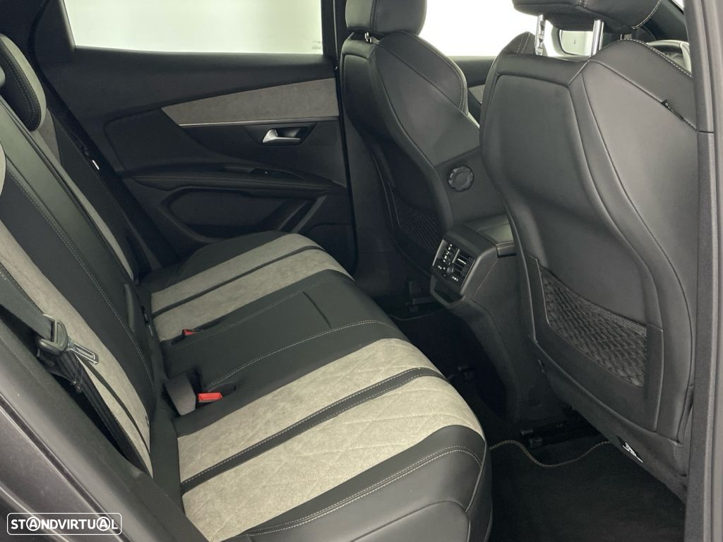 Peugeot 3008 1.6 Hybrid Allure e-EAT8 - 24