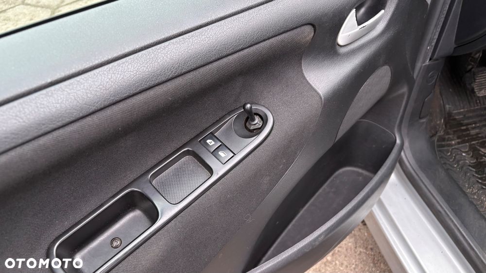 Peugeot 207 70 HDi FAP Filou - 13