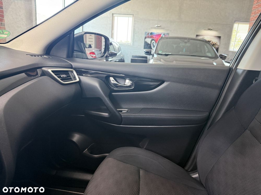 Nissan Qashqai 1.2 DIG-T 360 - 24