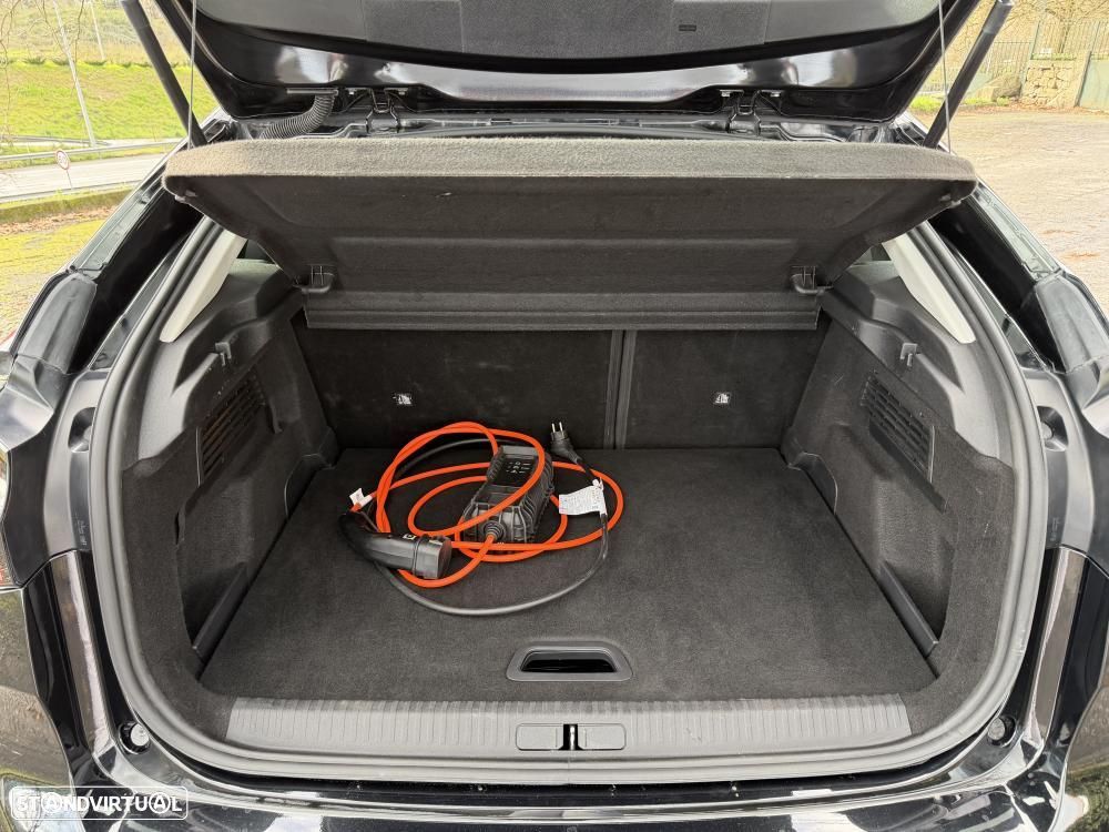 Citroën e-C4 50 kWh E-Series Collection - 28