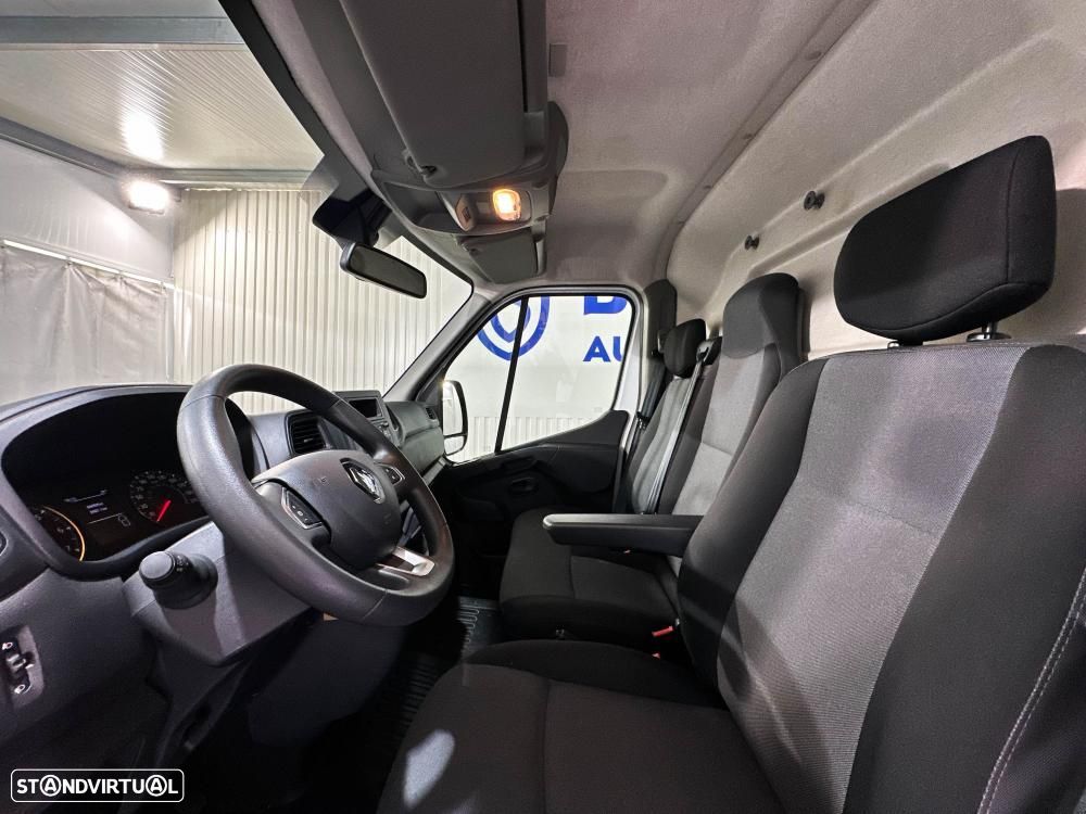 Renault Master L2H2 Confort Auto - 11